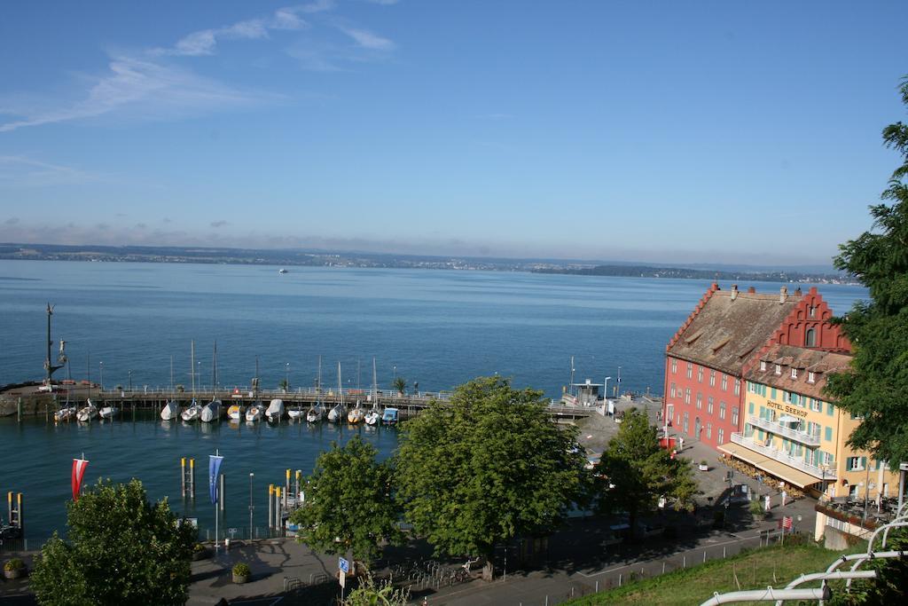 Hotel & Gaestehaus Seehof Meersburg Buitenkant foto